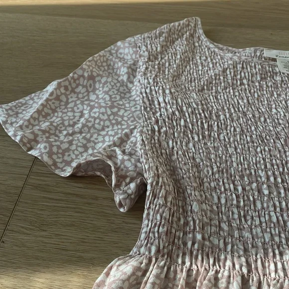 Pink + White Pattern Top - Picture 3 of 4